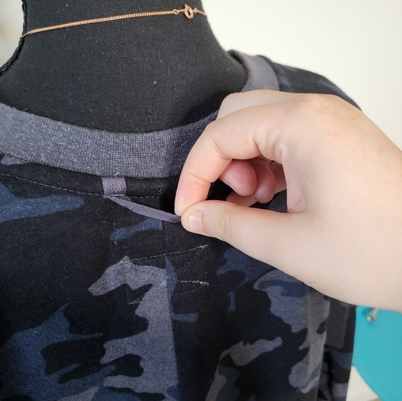 NWT prAna Cozy Up Sweatshirt in Nautical Camo - Picture 6 of 10